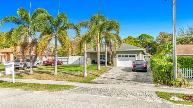 2643 Kentucky Street, West Palm Beach, FL 33406