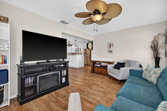4016 83RD STREET N, St Petersburg, FL 33709