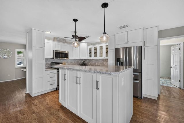 4016 83RD STREET N, St Petersburg, FL 33709