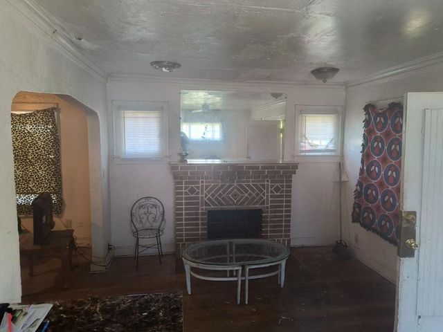 5247 Brookwood Avenue, Kansas City, MO 64130