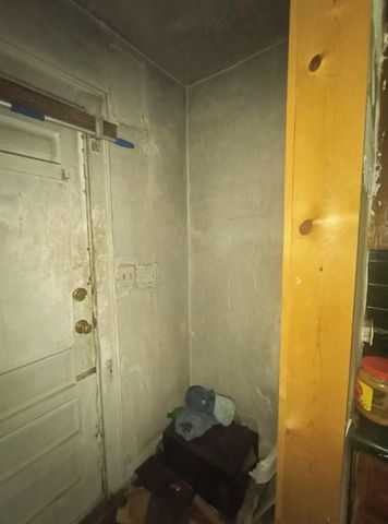 5247 Brookwood Avenue, Kansas City, MO 64130