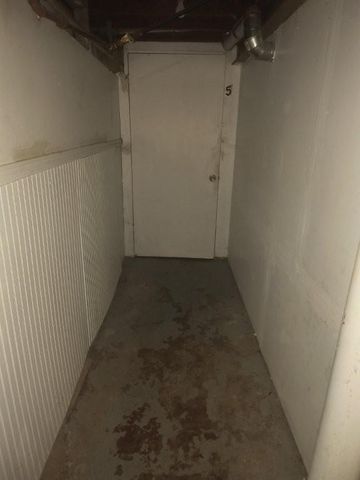 5247 Brookwood Avenue, Kansas City, MO 64130