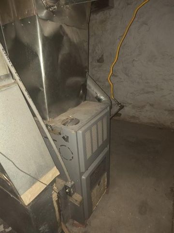 5247 Brookwood Avenue, Kansas City, MO 64130