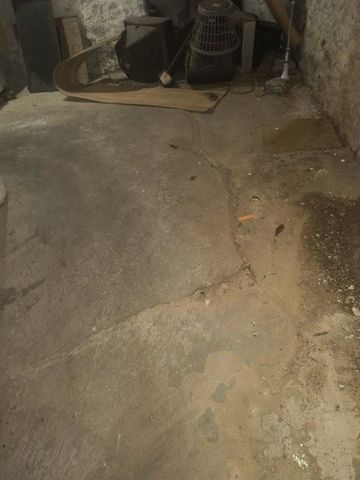 5247 Brookwood Avenue, Kansas City, MO 64130