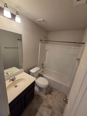 7504 Boat Wind Road, Fort Worth, TX 76179