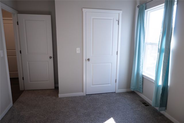 4215 NW Cedarwood Drive, Ankeny, IA 50023