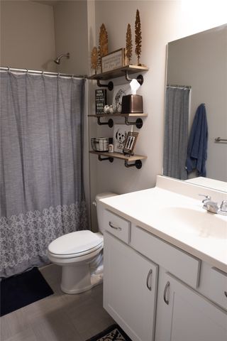 4215 NW Cedarwood Drive, Ankeny, IA 50023