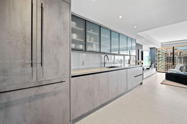 10205 Collins Ave 1203, Bal Harbour, FL 33154