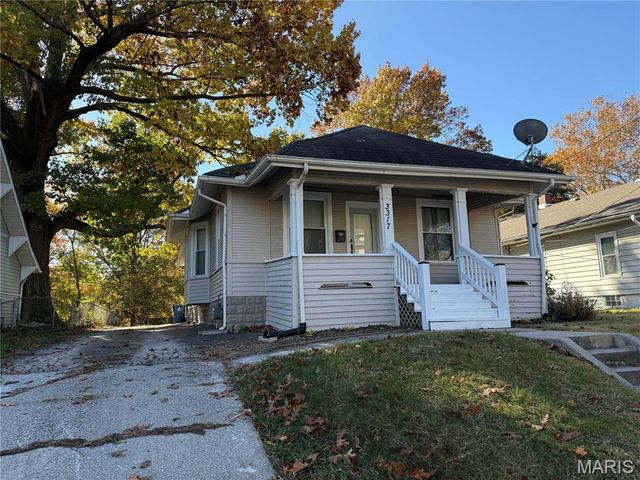 3317 Jackson Street, Alton, IL 62002