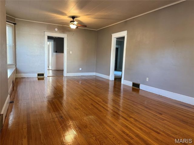 3317 Jackson Street, Alton, IL 62002