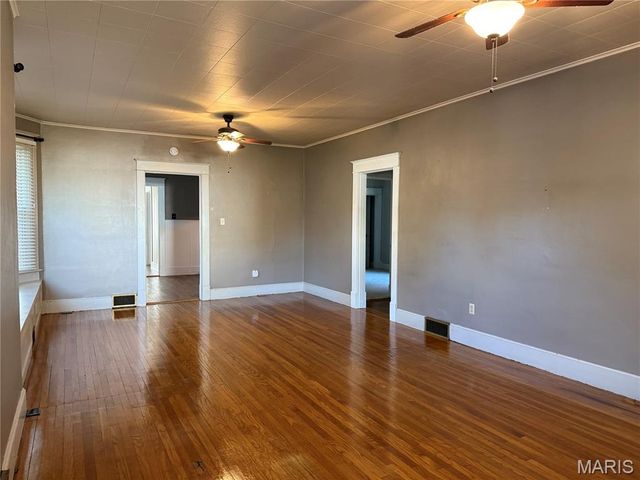 3317 Jackson Street, Alton, IL 62002