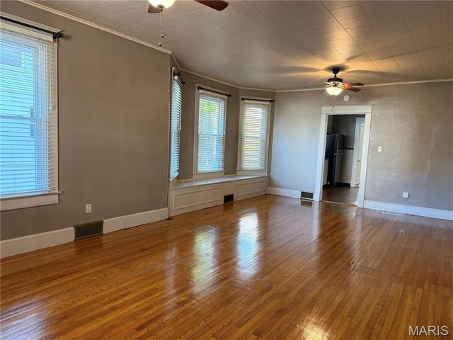 3317 Jackson Street, Alton, IL 62002