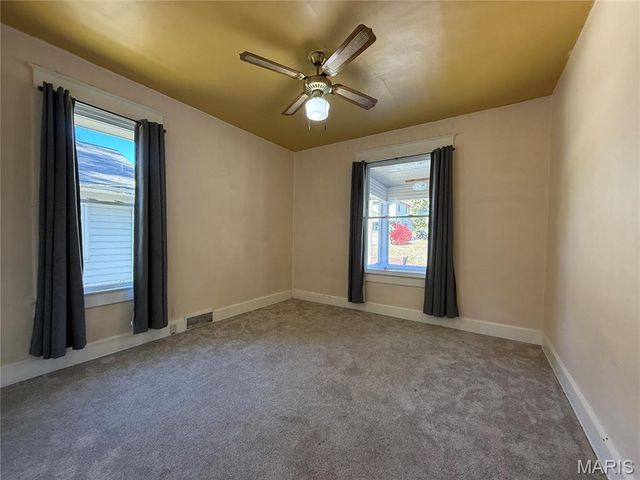 3317 Jackson Street, Alton, IL 62002