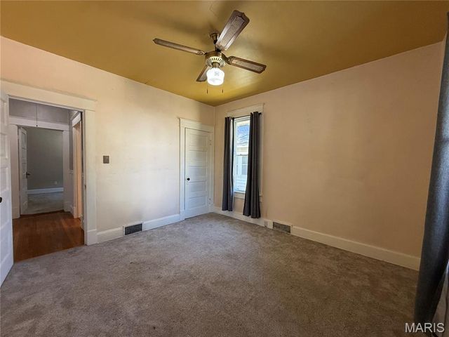 3317 Jackson Street, Alton, IL 62002