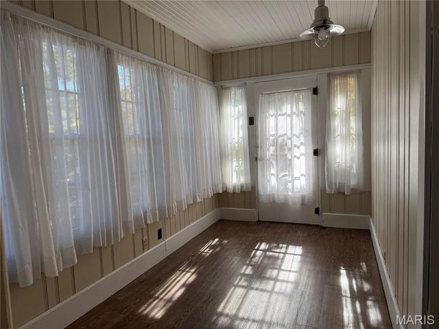 3317 Jackson Street, Alton, IL 62002