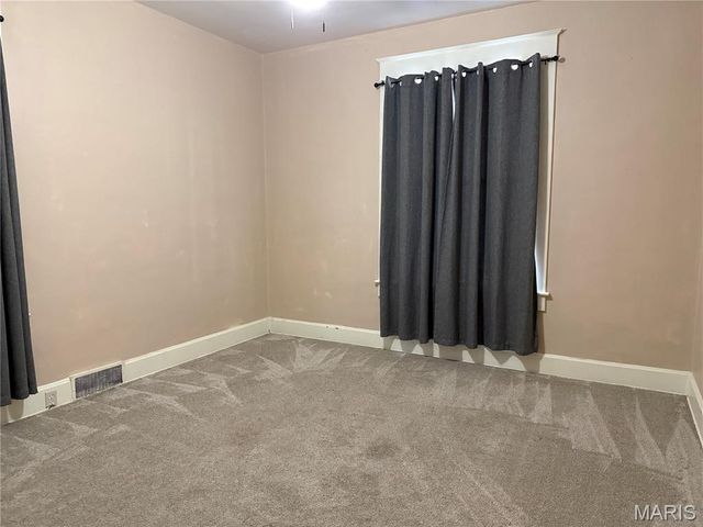 3317 Jackson Street, Alton, IL 62002