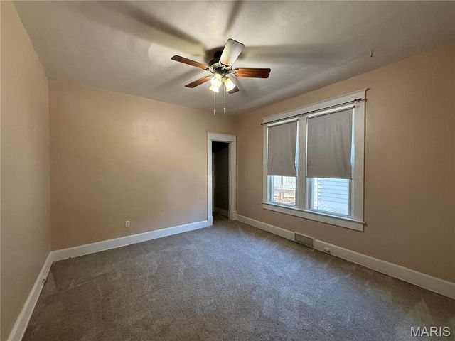 3317 Jackson Street, Alton, IL 62002