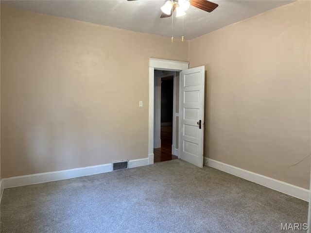 3317 Jackson Street, Alton, IL 62002