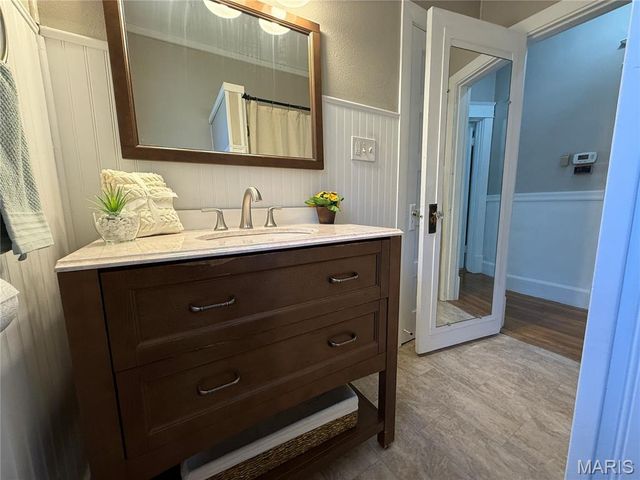 3317 Jackson Street, Alton, IL 62002