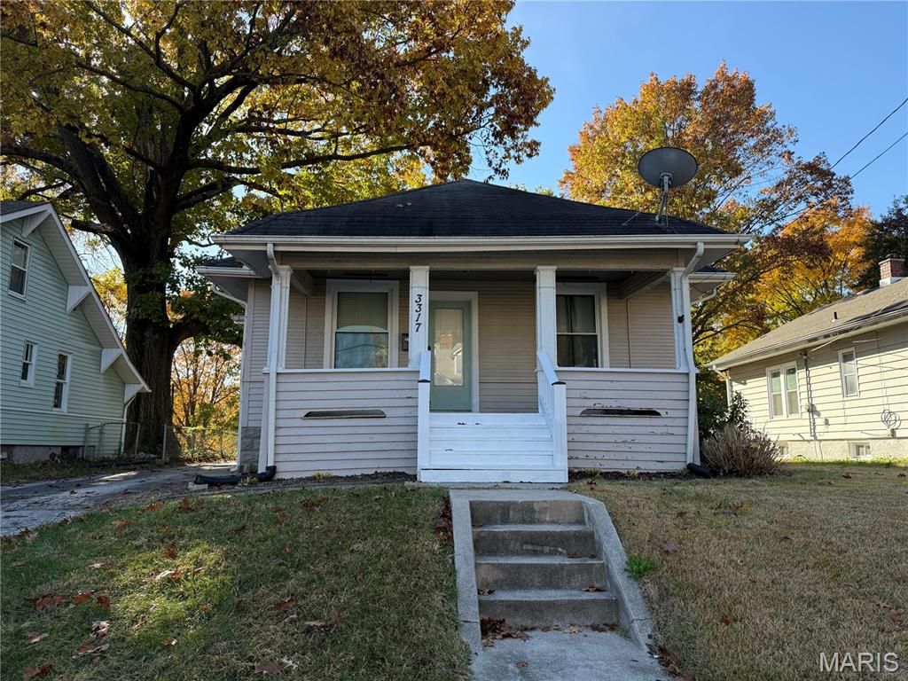 3317 Jackson Street, Alton, IL 62002