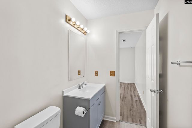 1569 Crowndale Dr, Sumter, SC 29150