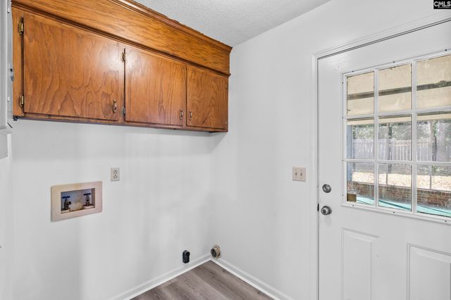 1569 Crowndale Dr, Sumter, SC 29150