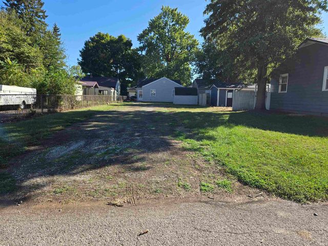 1618 Miles Street, Logansport, IN 46947