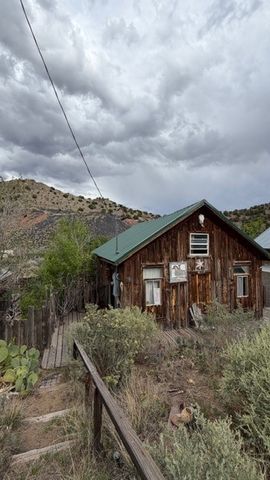 5 S Arroyo, Cerrillos, NM 87010