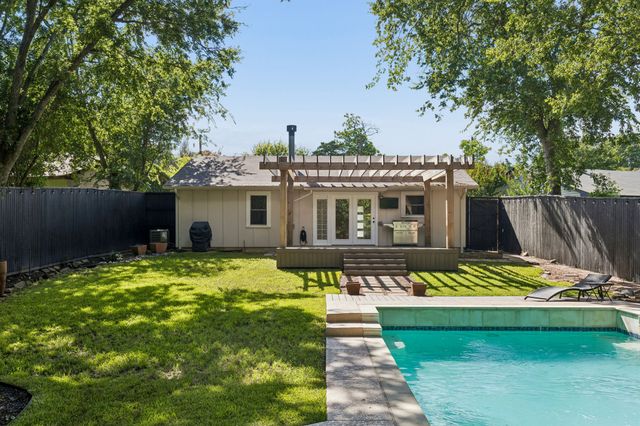10357 Baronne Circle, Dallas, TX 75218
