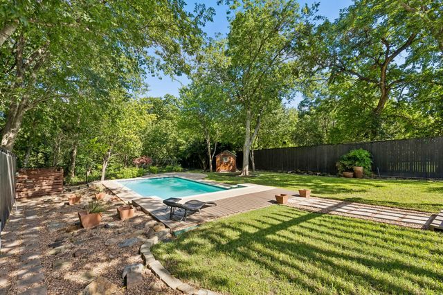 10357 Baronne Circle, Dallas, TX 75218