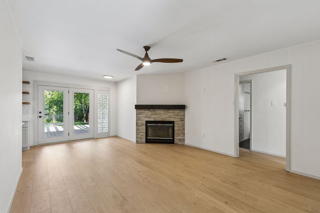 10357 Baronne Circle, Dallas, TX 75218