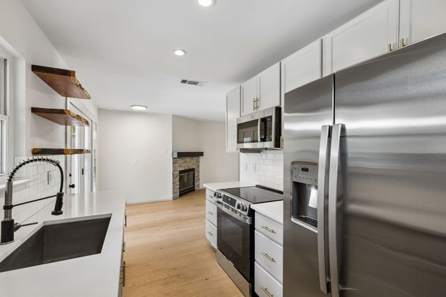 10357 Baronne Circle, Dallas, TX 75218