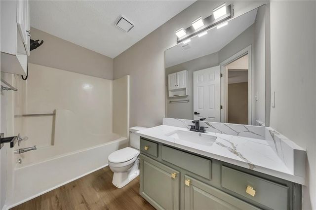 4704 Vineyard Court SE, Smyrna, GA 30082
