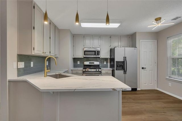 4704 Vineyard Court SE, Smyrna, GA 30082