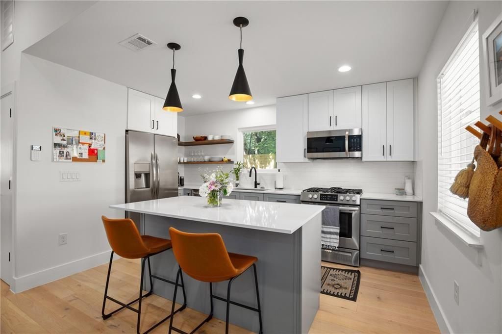 1128 Gardner RD B (2), Austin, TX 78721