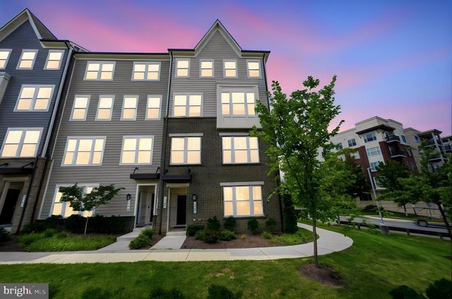 2303 STEPHANIE TESSA LN, Woodbridge, VA 22191