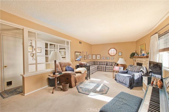 19816 Marilla, Chatsworth, CA 91311