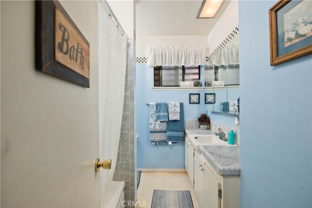 19816 Marilla, Chatsworth, CA 91311