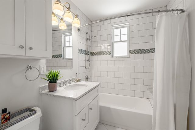 293 Huron Avenue 2, Cambridge, MA 02138