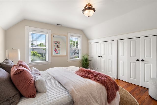 293 Huron Avenue 2, Cambridge, MA 02138