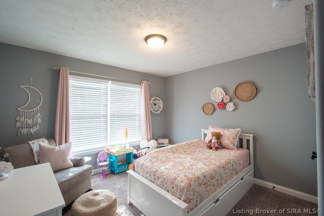 9011 Woodford Drive, Charlestown, IN 47111