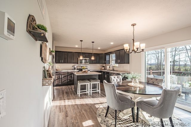 9011 Woodford Drive, Charlestown, IN 47111