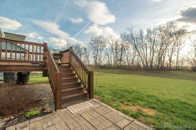 9011 Woodford Drive, Charlestown, IN 47111