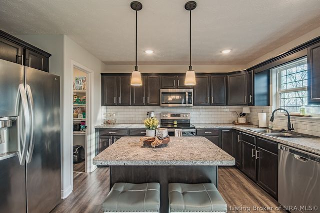 9011 Woodford Drive, Charlestown, IN 47111