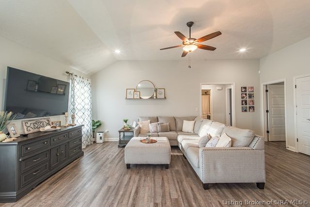 9011 Woodford Drive, Charlestown, IN 47111