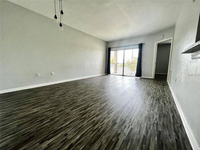 6011 SKYDALE WAY 201, Riverview, FL 33578