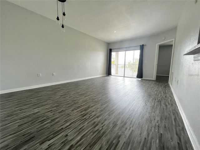 6011 SKYDALE WAY 201, Riverview, FL 33578