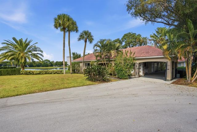 2903 N Palm Aire Drive, Pompano Beach, FL 33069