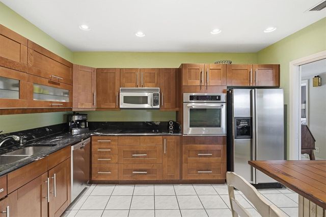 2903 N Palm Aire Drive, Pompano Beach, FL 33069