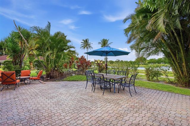 2903 N Palm Aire Drive, Pompano Beach, FL 33069